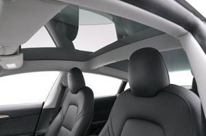 Tesla Model 3 bild 22