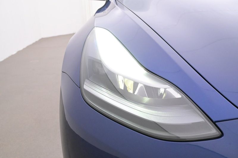 Tesla Model 3 bild 25