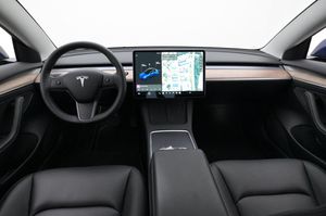 Tesla Model 3 bild 6
