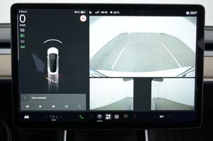 Tesla Model 3 bild 18