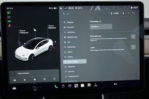 Tesla Model 3 bild 15