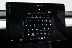 Tesla Model Y bild 22