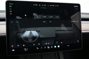 Tesla Model Y bild 20