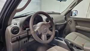 Jeep Cherokee bild 13