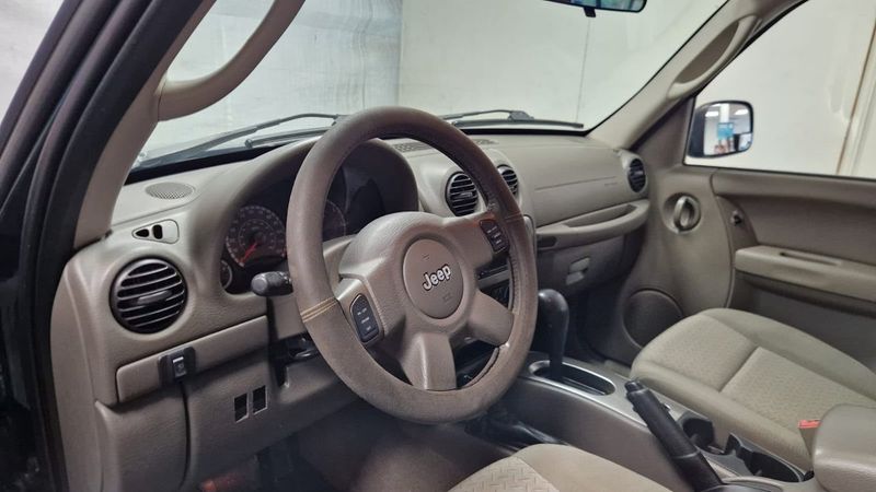 Jeep Cherokee bild 13