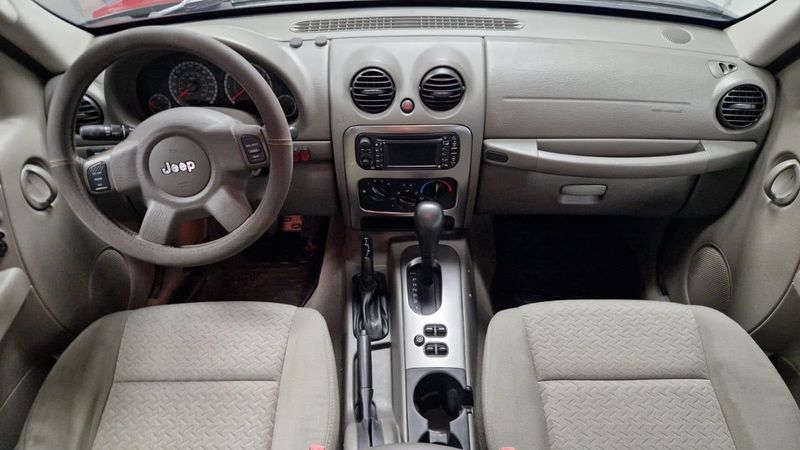 Jeep Cherokee bild 9
