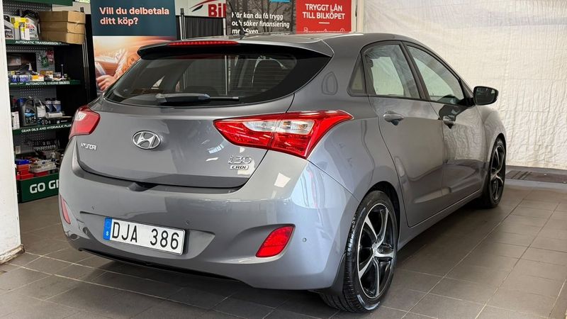 Hyundai i30 bild 8