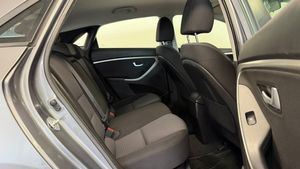 Hyundai i30 bild 12
