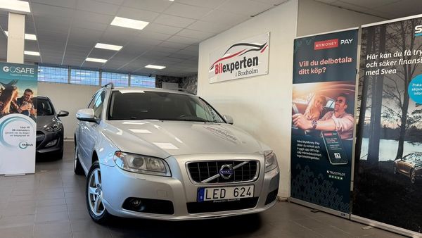 Volvo V70 D3 Momentum Euro 5 - 2011