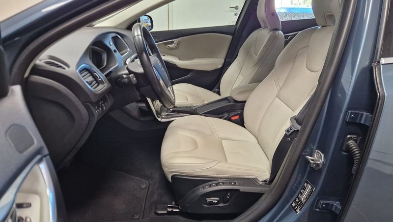 Volvo V40 bild 9