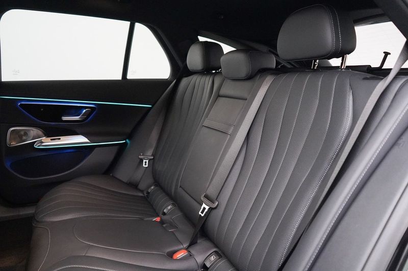 Mercedes E300 bild 8