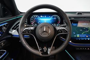 Mercedes E300 bild 12