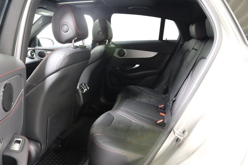Mercedes GLC300 bild 10
