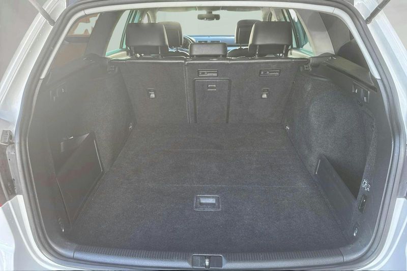 Volkswagen Passat bild 9
