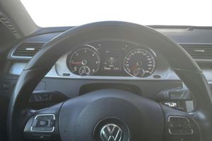 Volkswagen Passat bild 10