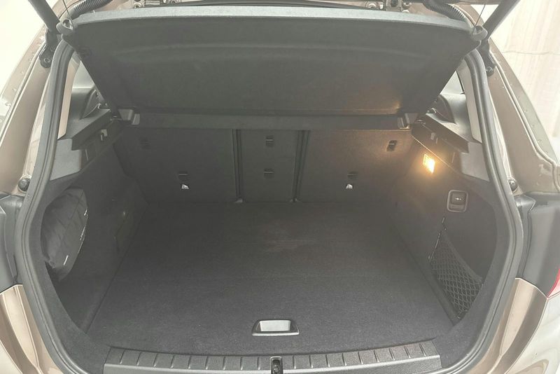 BMW 218 bild 9