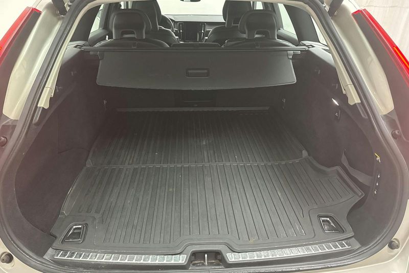 Volvo V90 bild 9