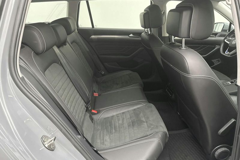 Volkswagen Passat bild 8