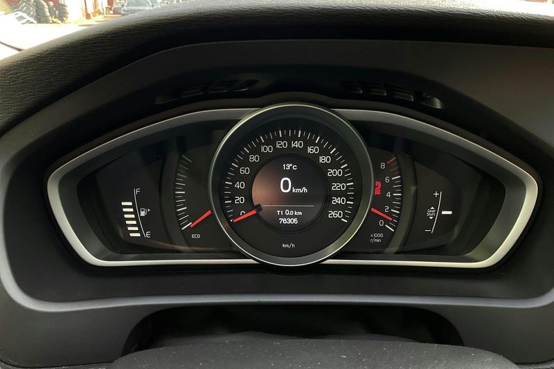 Volvo V40 bild 10