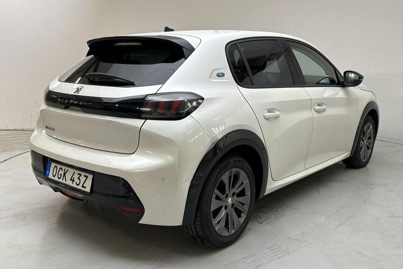 Peugeot 208 bild 3