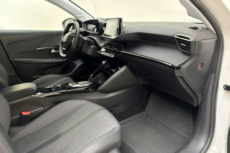 Peugeot 208 bild 7