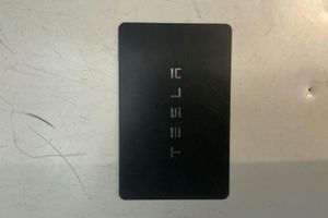 Tesla Model Y bild 15