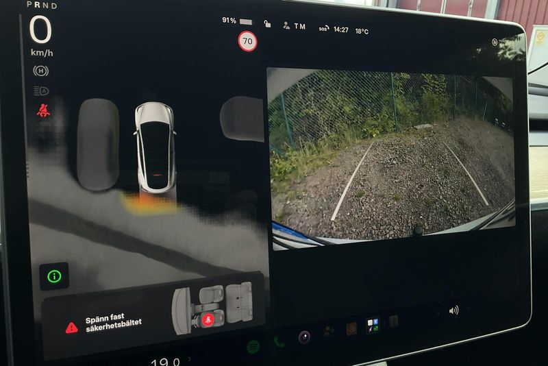 Tesla Model Y bild 13
