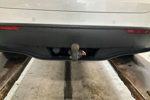 Tesla Model Y bild 16