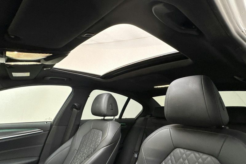BMW 530 bild 13