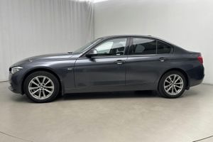BMW 320 bild 2