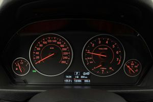 BMW 320 bild 10