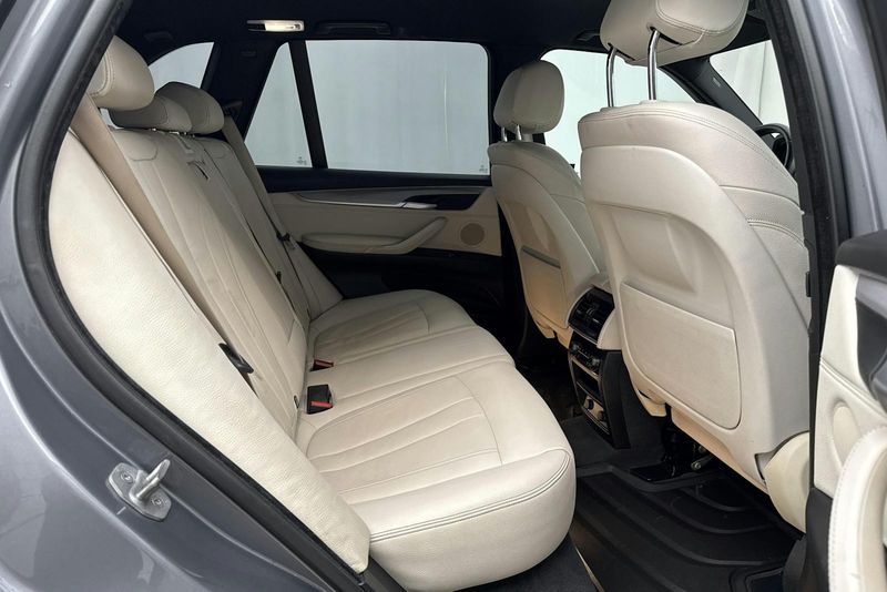 BMW X5 bild 8