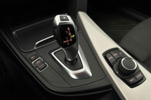 BMW 320 bild 14