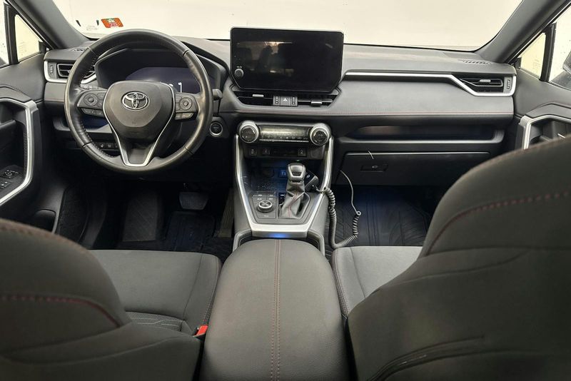 Toyota RAV4 bild 6