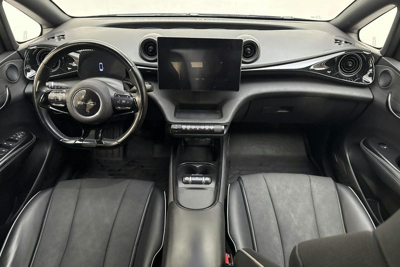 BYD Dolphin bild 6