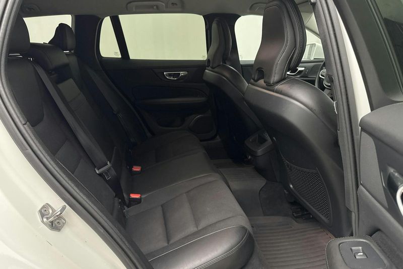 Volvo V60 bild 8