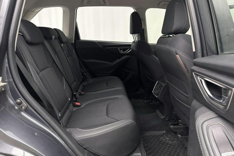 Subaru Forester bild 8