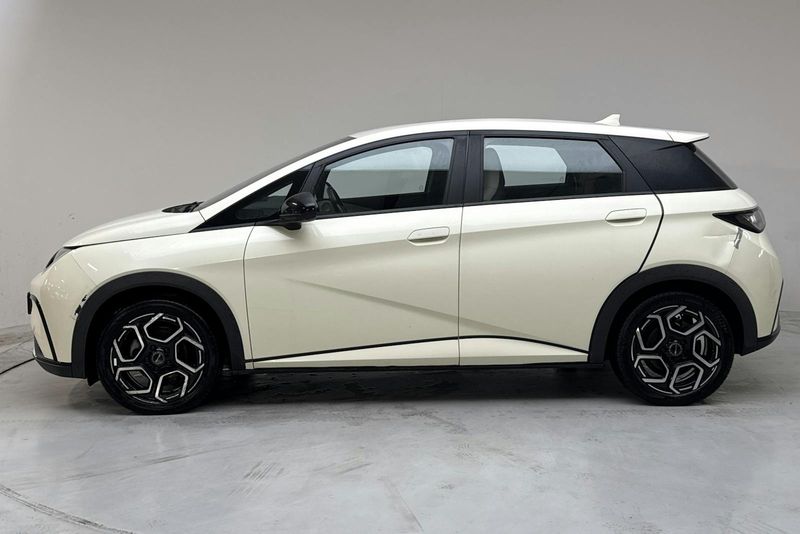 BYD Dolphin bild 2