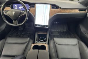 Tesla Model S bild 6