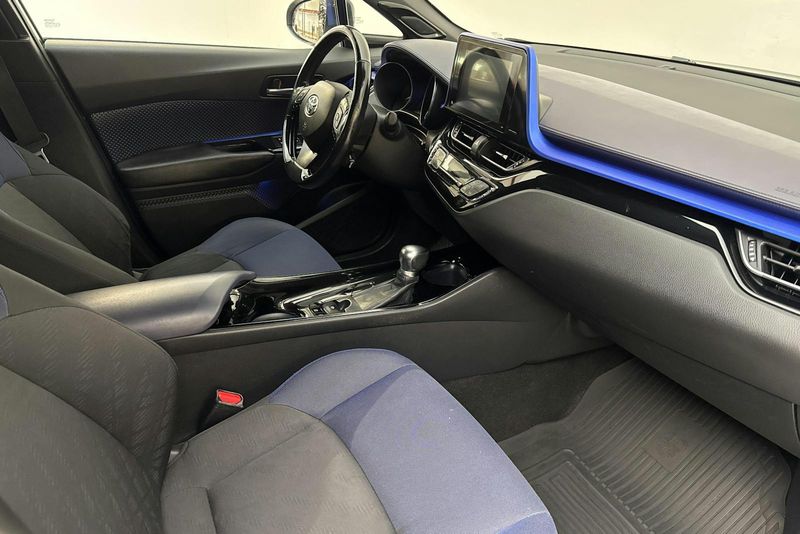 Toyota C-HR bild 7