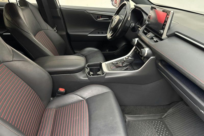 Toyota RAV4 bild 7