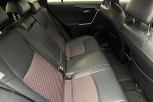 Toyota RAV4 bild 8