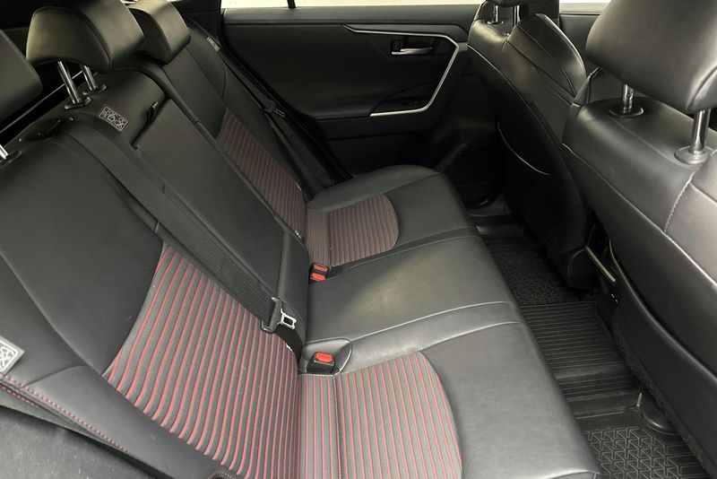 Toyota RAV4 bild 8