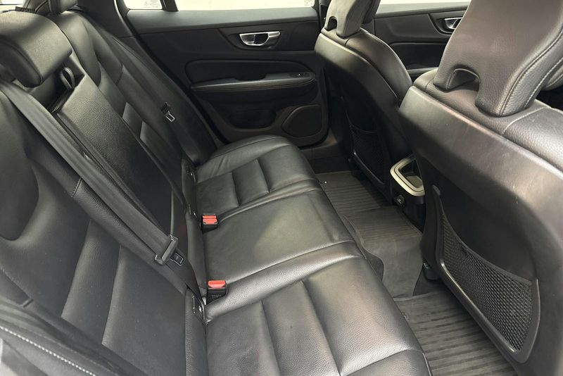 Volvo V60 bild 8
