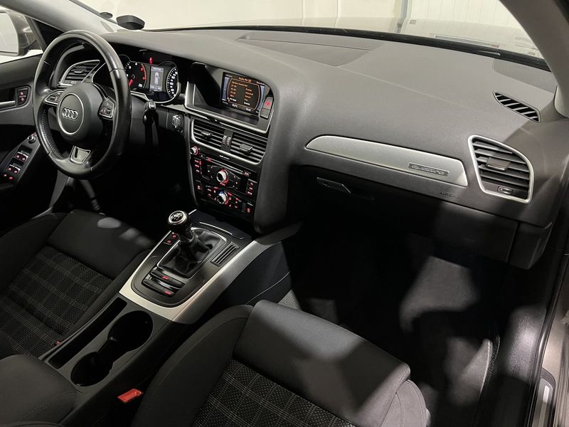 Audi A4 bild 13