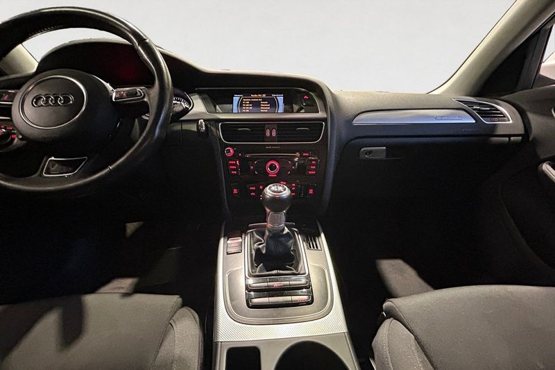 Audi A4 bild 12