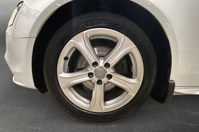 Audi A4 bild 15