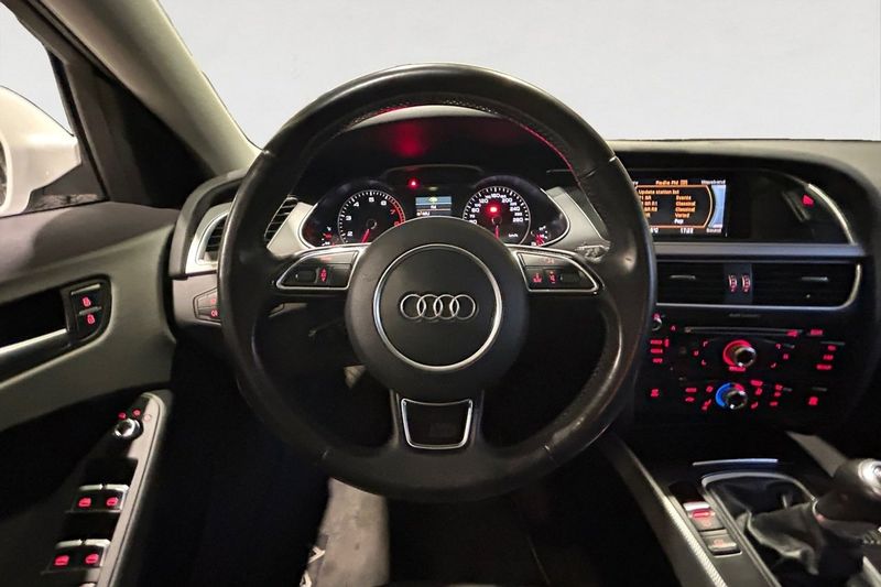 Audi A4 bild 13