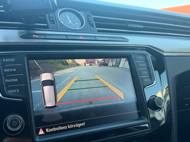 Volkswagen Passat bild 12