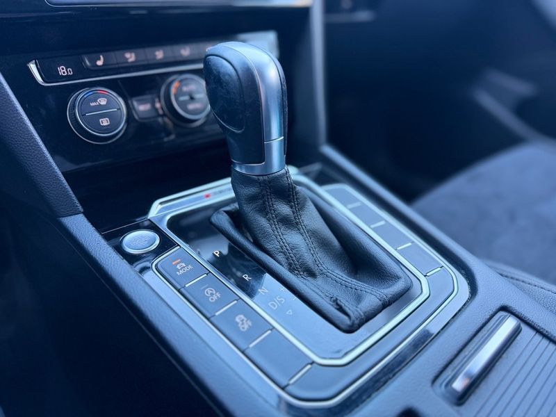 Volkswagen Passat bild 15